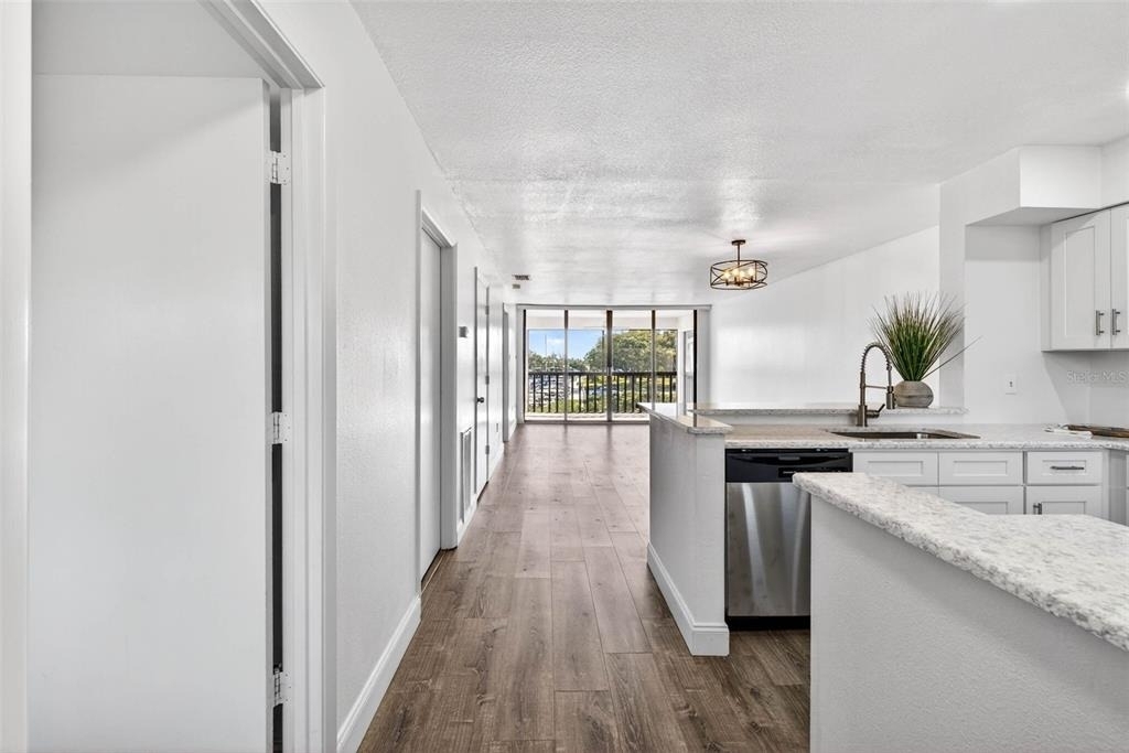 1805 Mariner Drive - Photo 3