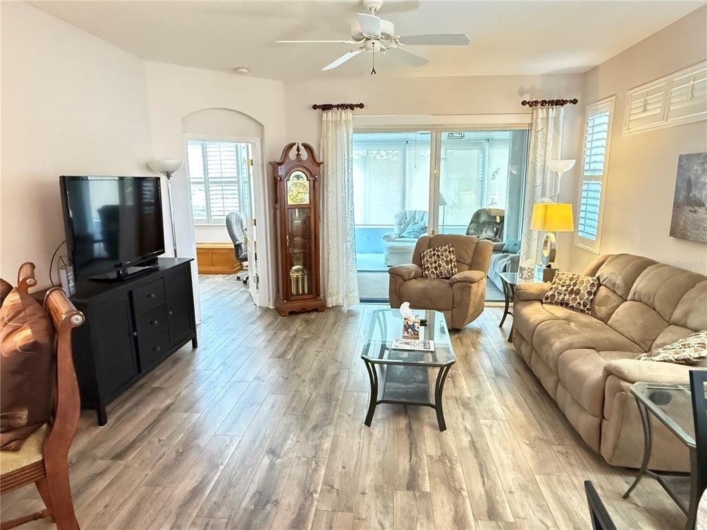 2052 Inverness Greens Drive - Photo 10