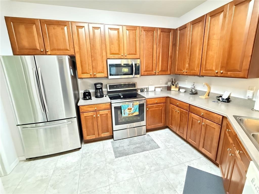 2052 Inverness Greens Drive - Photo 14
