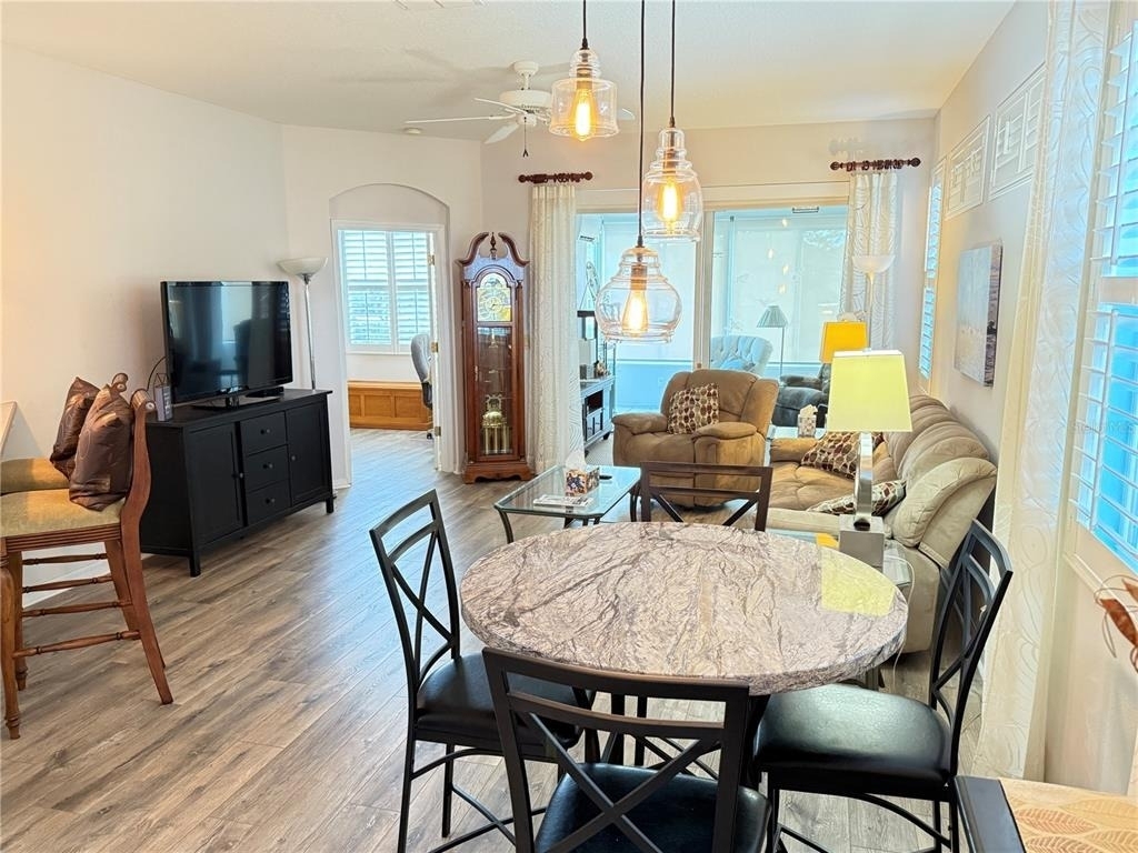 2052 Inverness Greens Drive - Photo 9