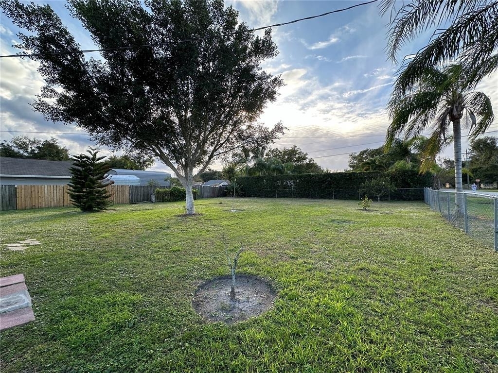 1400 Carolina Avenue - Photo 4