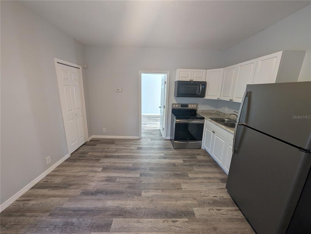 103 S Westland Avenue - Photo 2