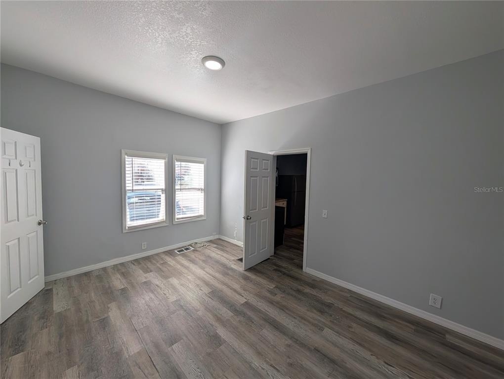 103 S Westland Avenue - Photo 3