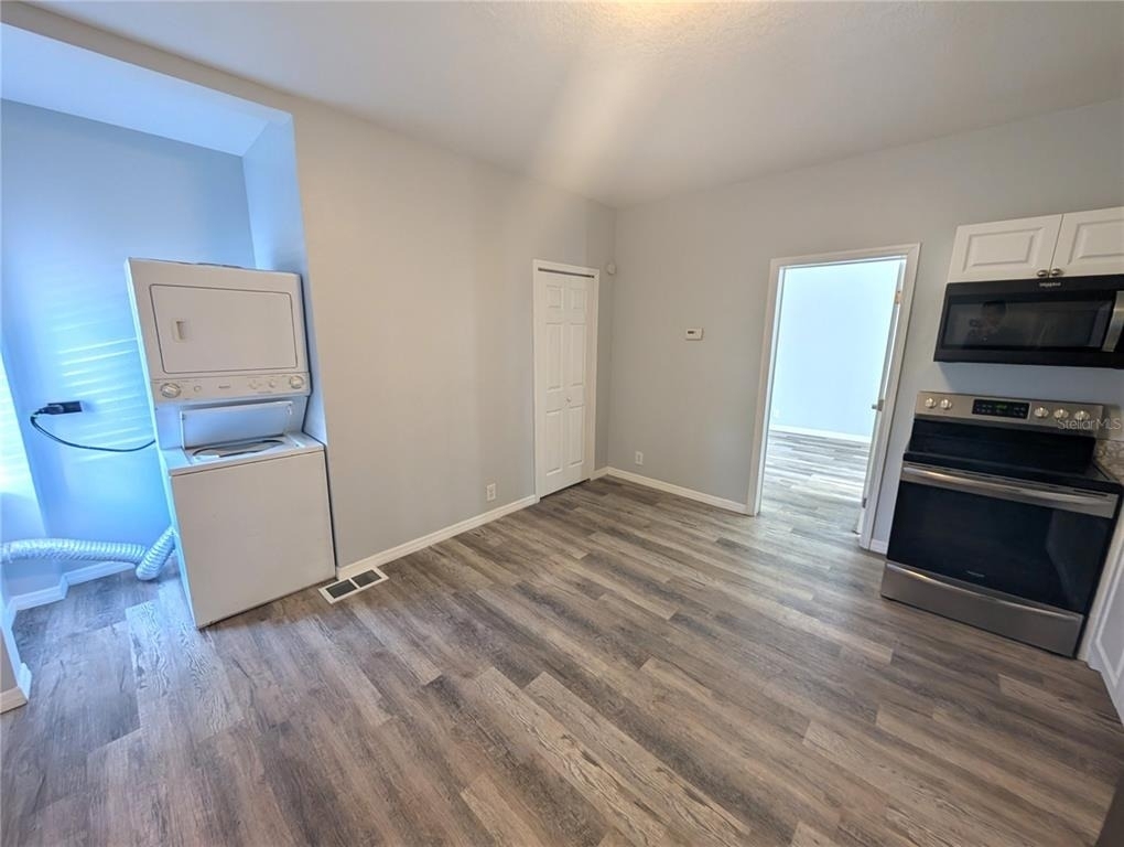103 S Westland Avenue - Photo 1