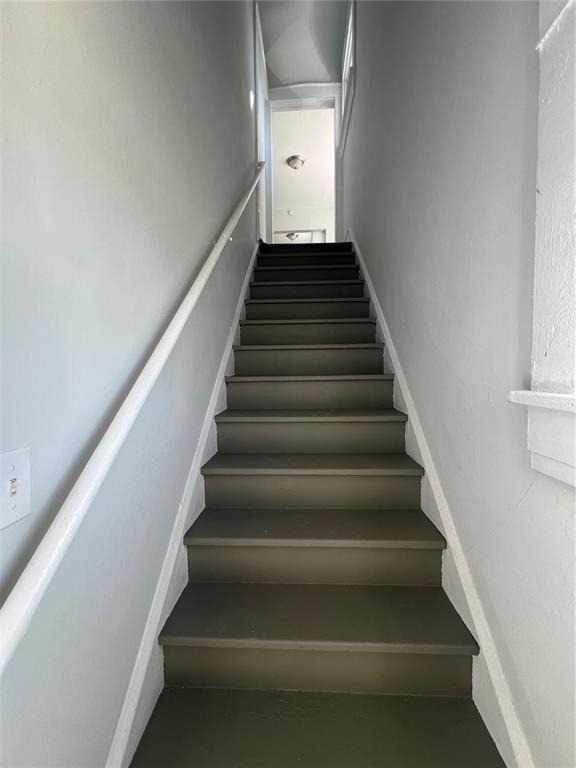 209 Taylor Avenue - Photo 1