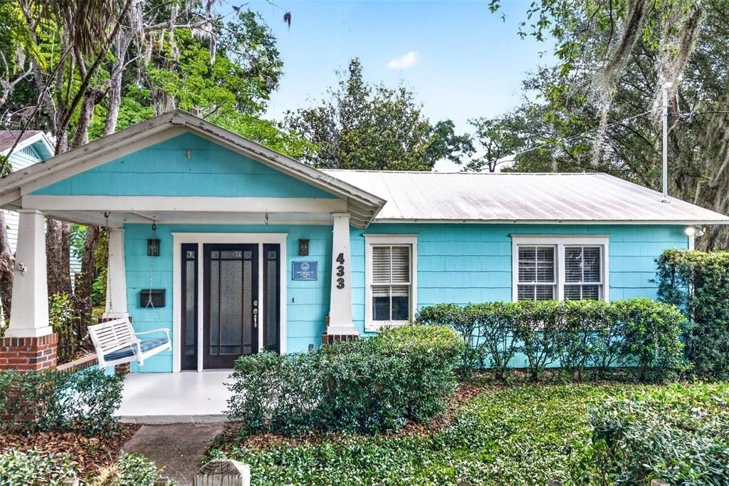 433 Se 7th Street - Photo 1