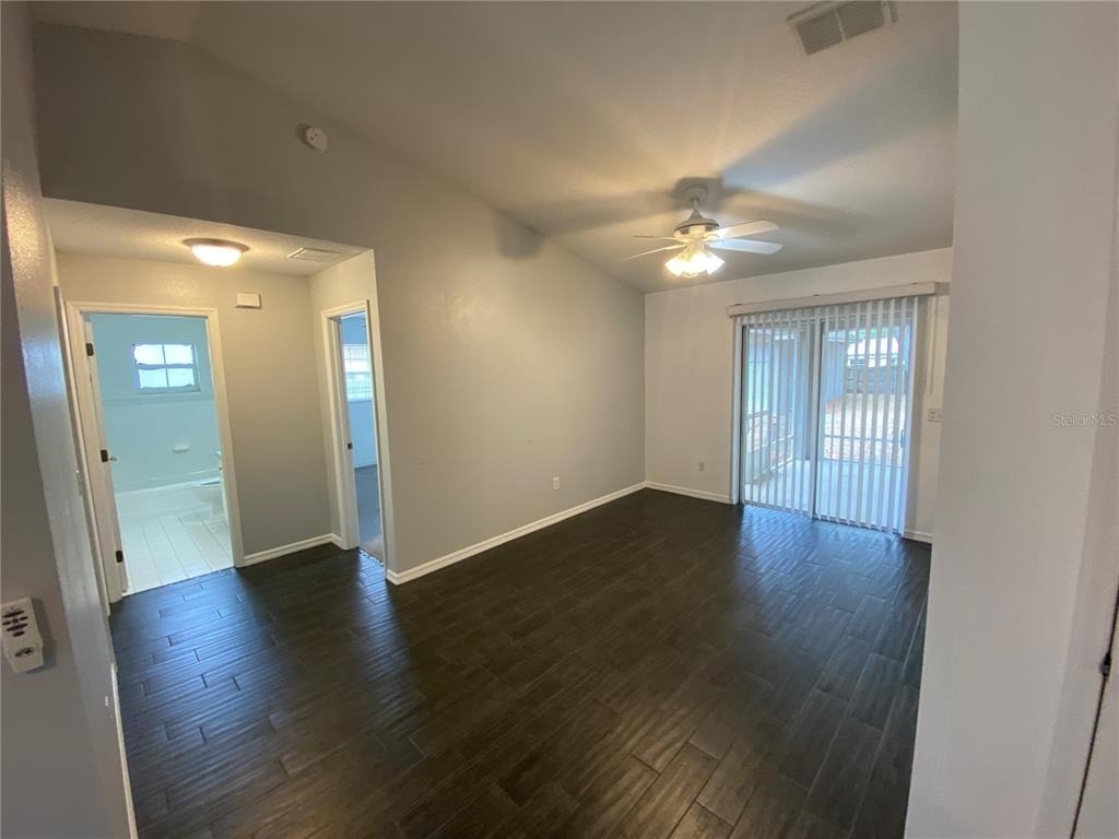 9195 Se 163rd Street - Photo 3