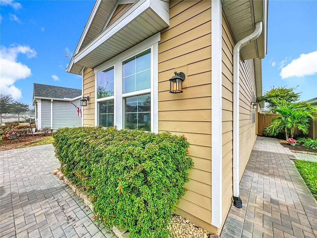 383 Alcove Drive - Photo 5