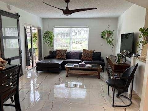 19505 Quesada Avenue - Photo 2