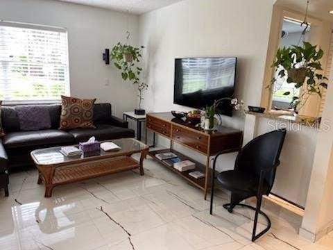 19505 Quesada Avenue - Photo 3