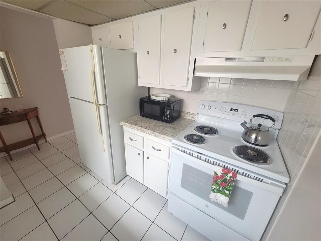 2727 75th St W - Photo 6