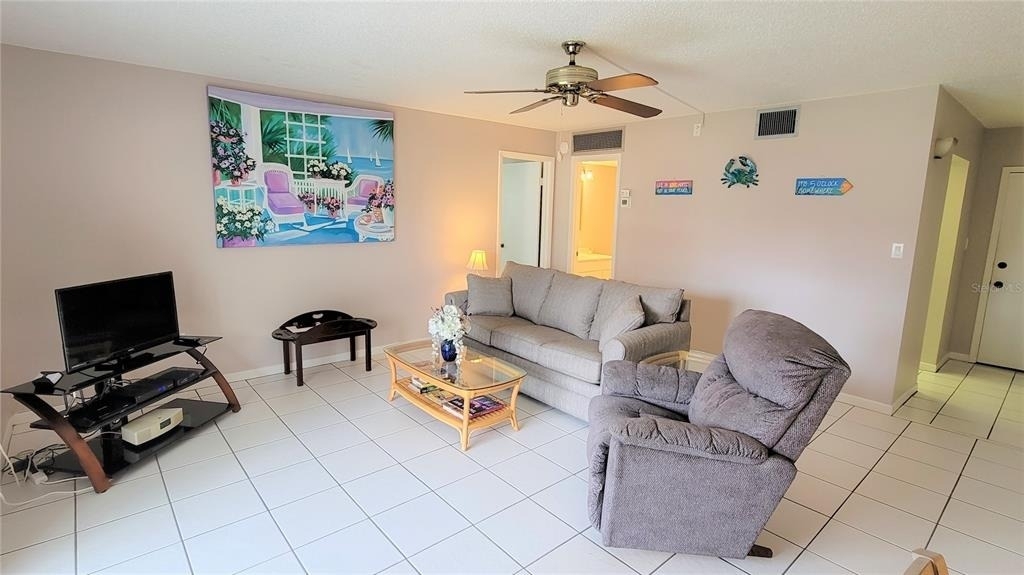 2727 75th St W - Photo 3