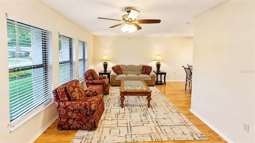 1526 Georgetowne Lane - Photo 6