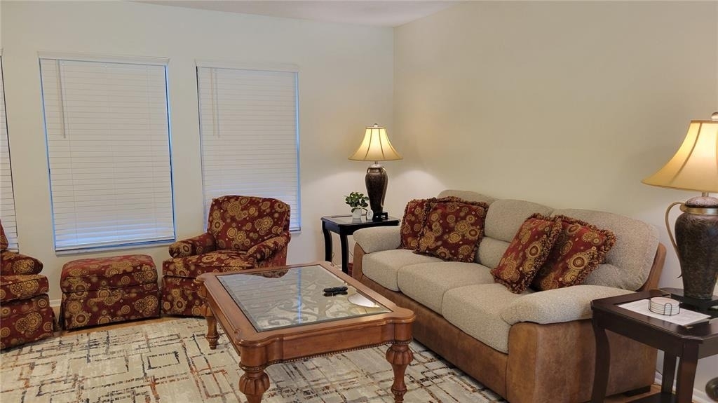 1526 Georgetowne Lane - Photo 7