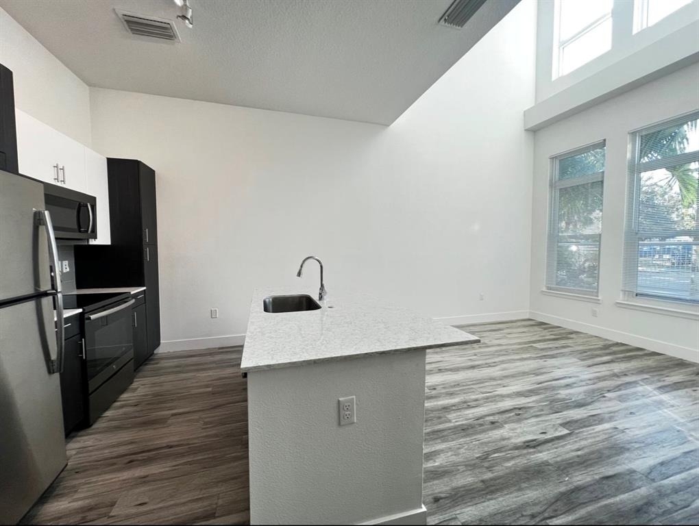 1659 2nd Street - Photo 12