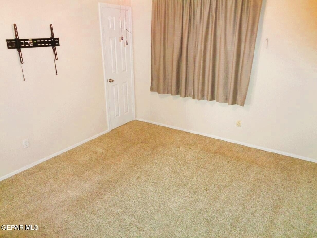 309 Turnstone Drive - Photo 14