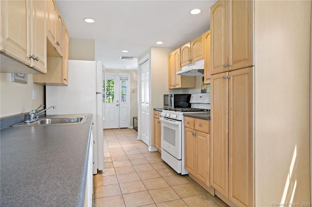 210 Broadway Road - Photo 11