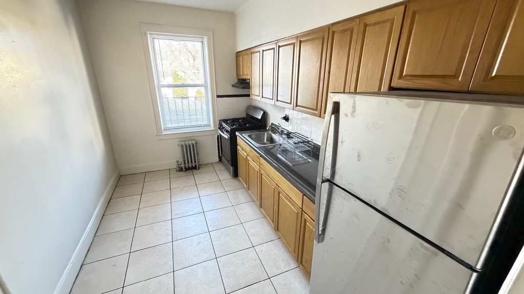 102-5 86th Avenue - Photo 2