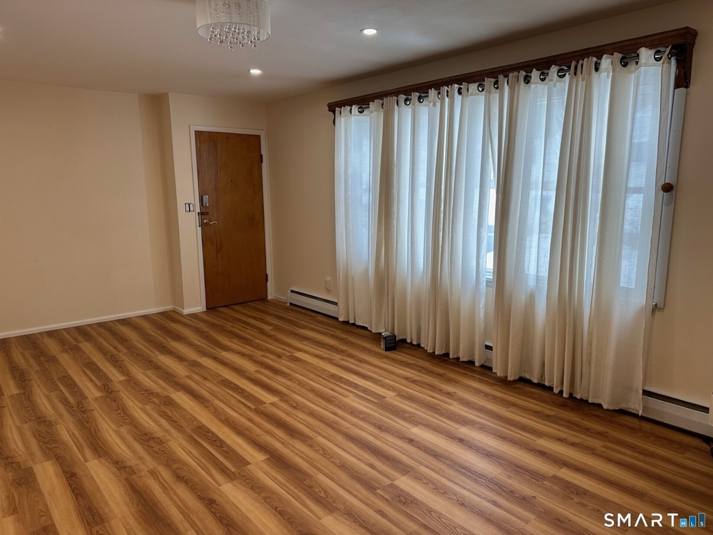 287 East Road - Photo 2