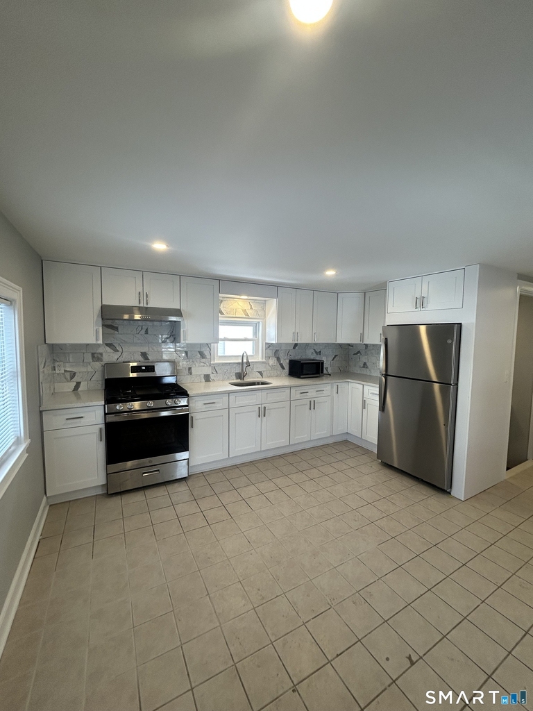 54 Forest Street - Photo 4