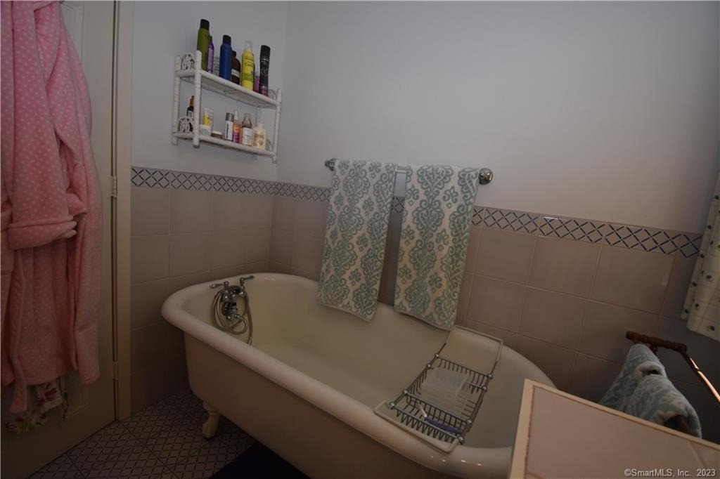 15 Trumbull Street - Photo 22