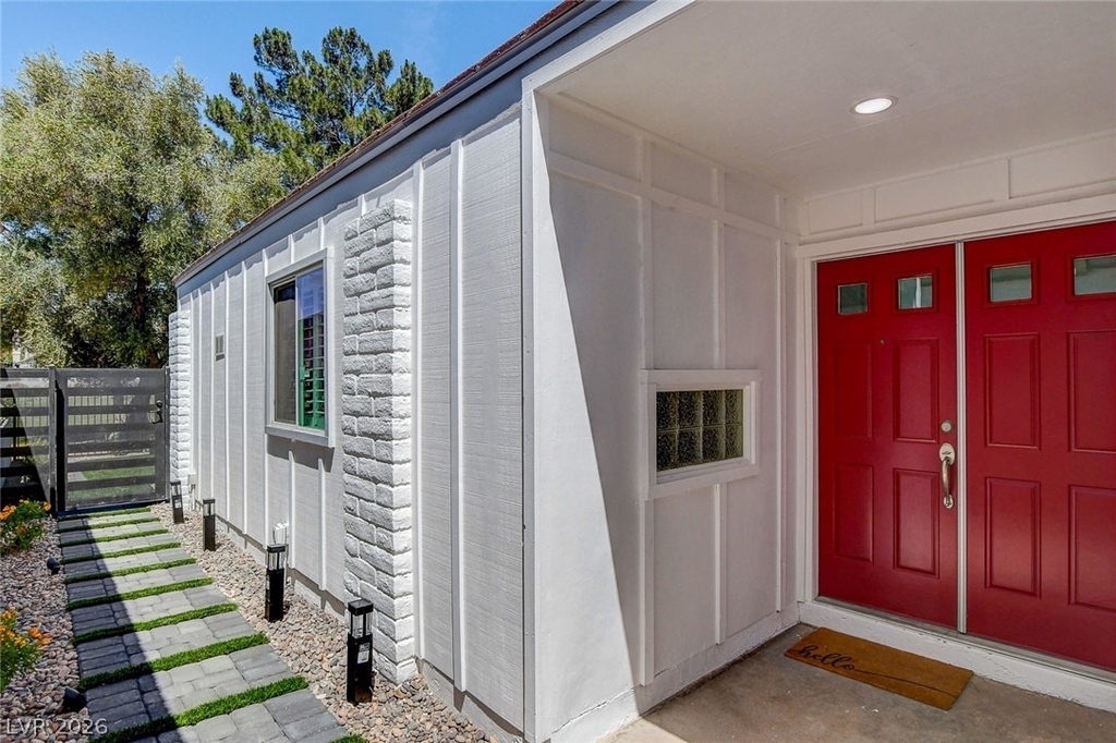 2999 Bel Air Drive - Photo 4