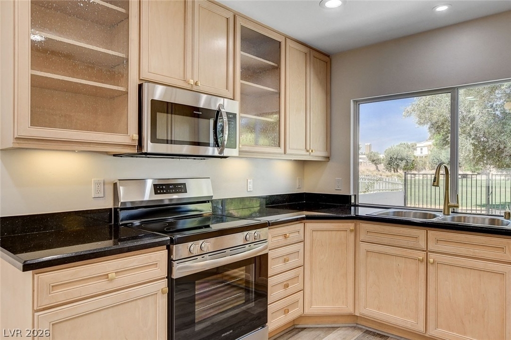 2999 Bel Air Drive - Photo 19