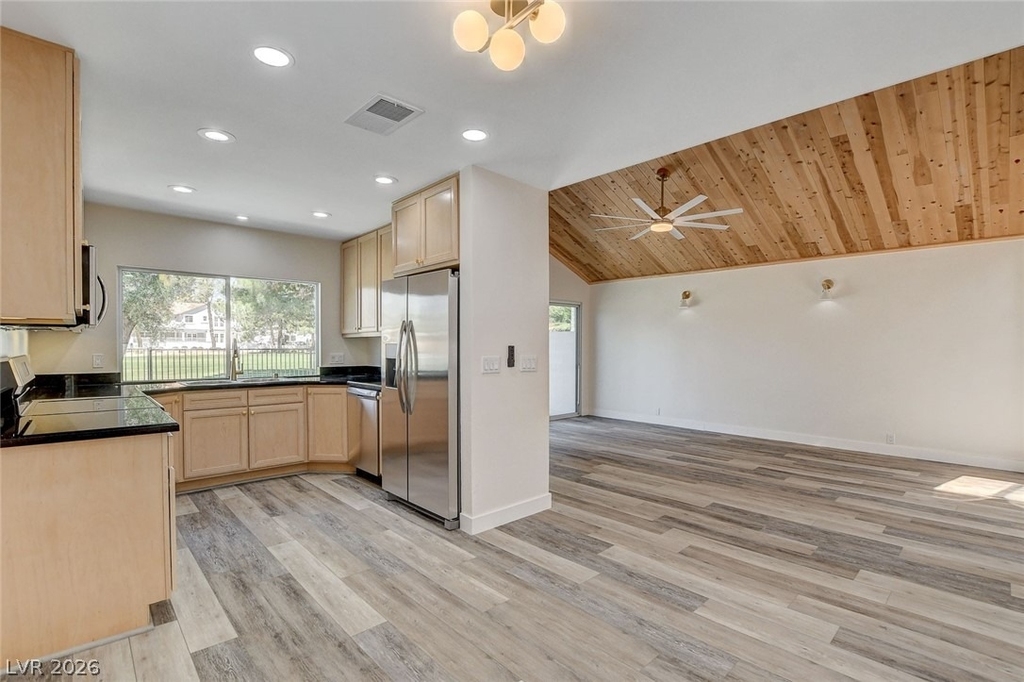 2999 Bel Air Drive - Photo 17