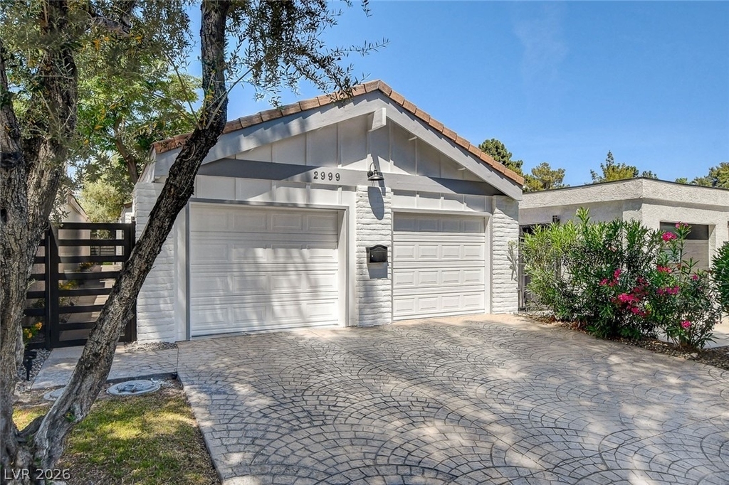 2999 Bel Air Drive - Photo 2