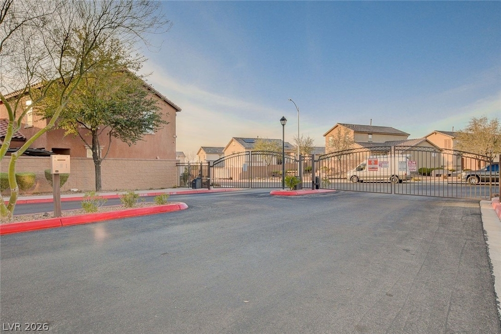 1045 Spotted Saddle Street - Photo 26