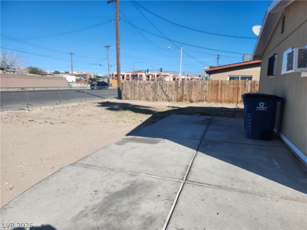 2700 Basswood Avenue - Photo 19