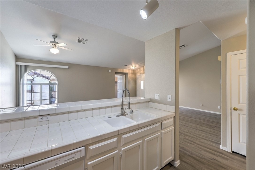 3637 Ian Thomas Street - Photo 5