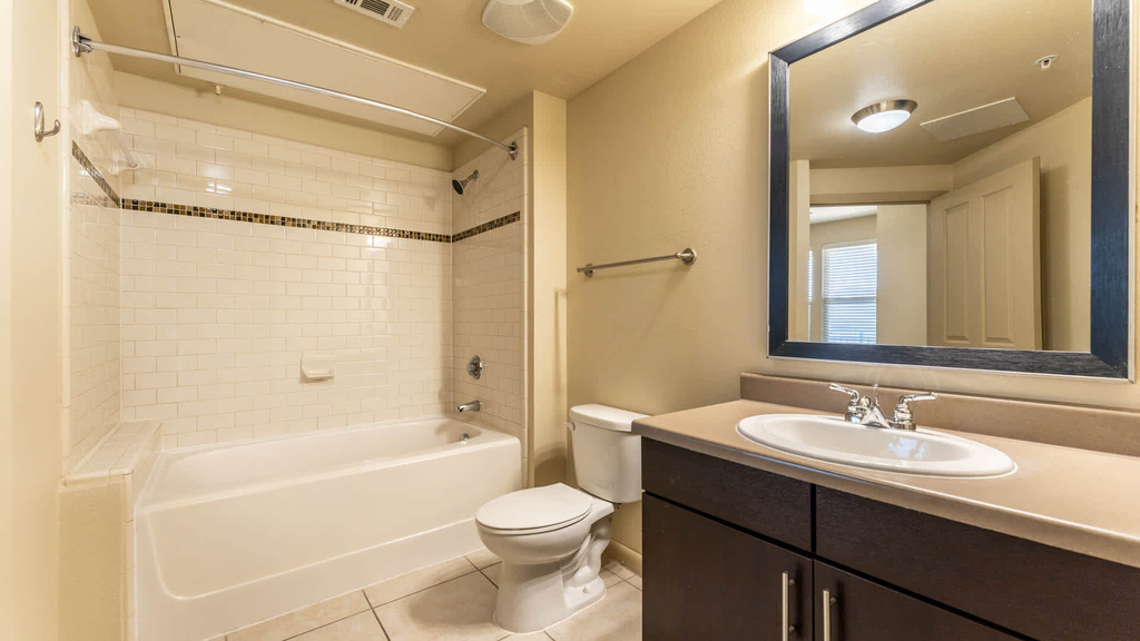 1111 S Main St - Photo 15