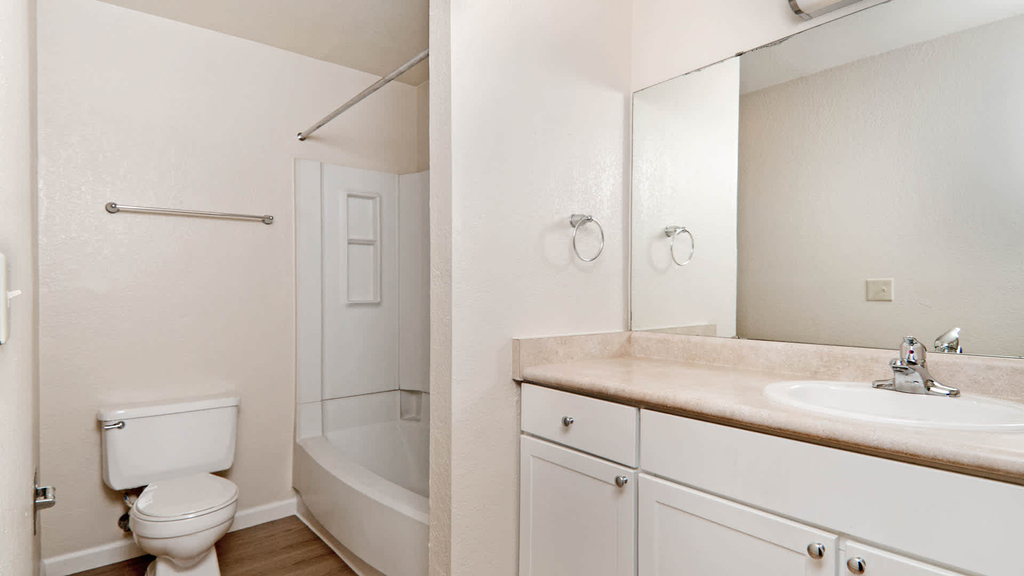 1600 E. Third Avenue - Photo 11