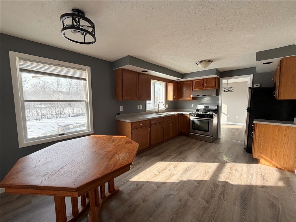 598 Bram Hall Drive - Photo 4
