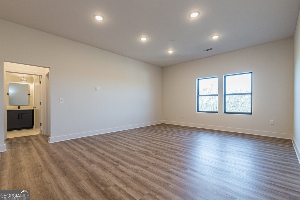 112 Rogers Street Ne - Photo 12