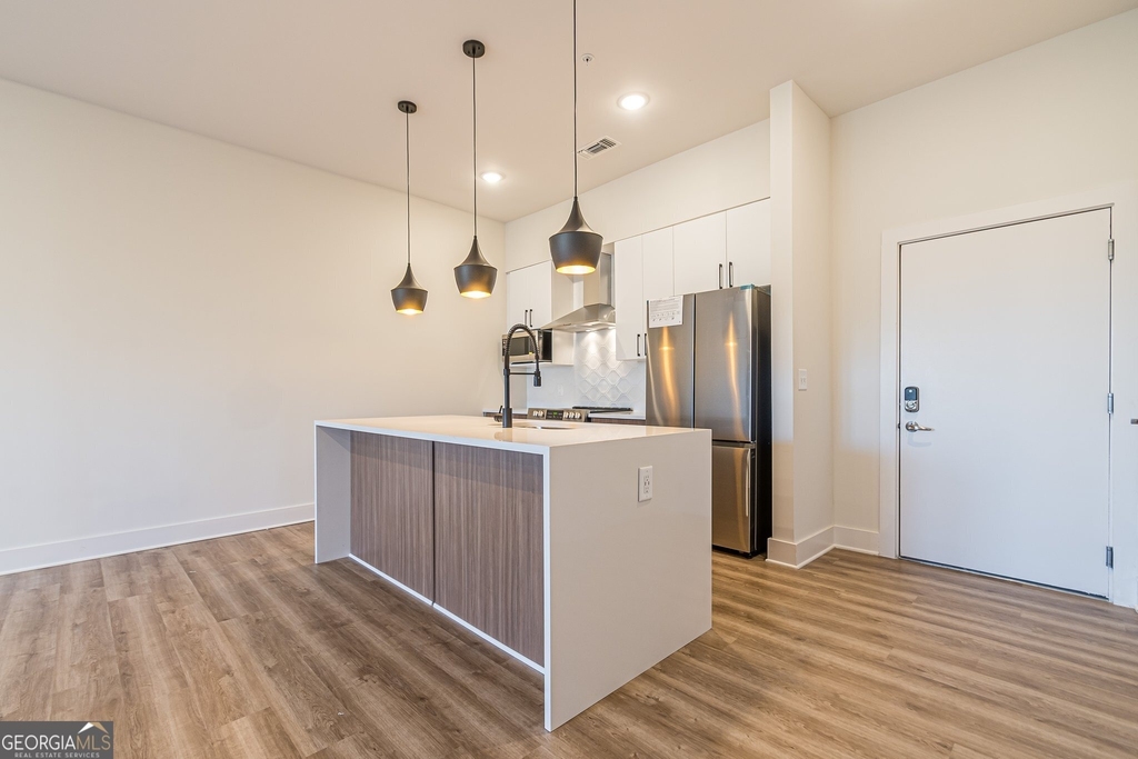 112 Rogers Street Ne - Photo 1