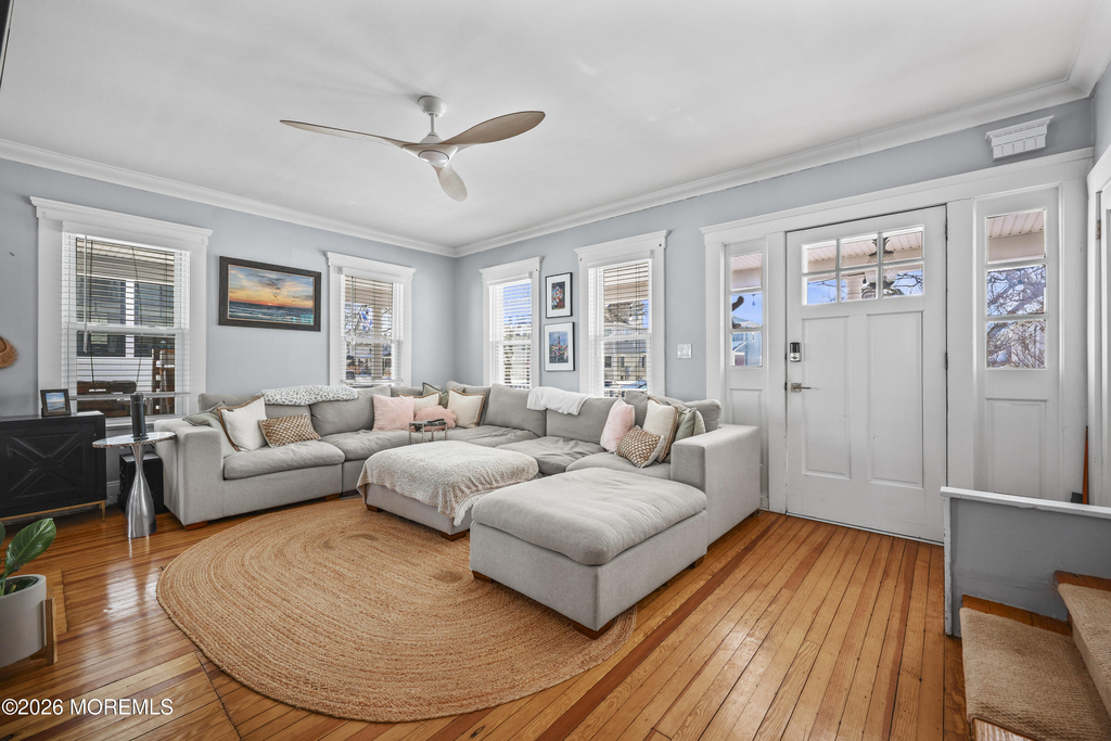 214 Brinley Avenue - Photo 2