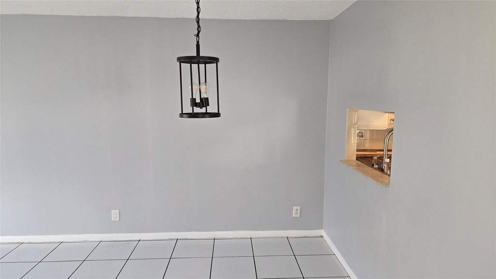 530 Se 2nd Avenue - Photo 1