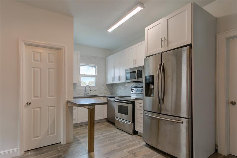 1833 Taylor Street - Photo 11