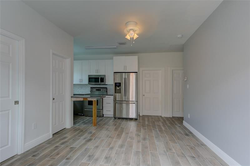 1833 Taylor Street - Photo 9