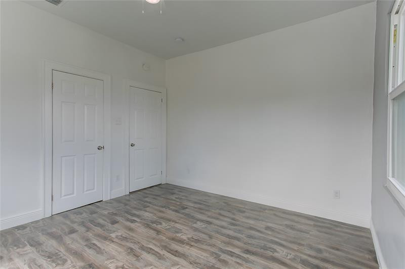 1833 Taylor Street - Photo 4