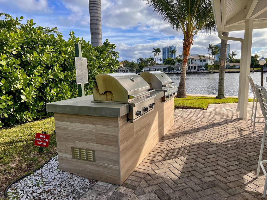 6239 Bay Club Drive - Photo 20