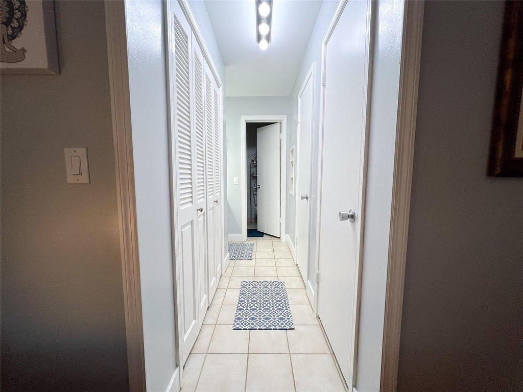 6239 Bay Club Drive - Photo 12