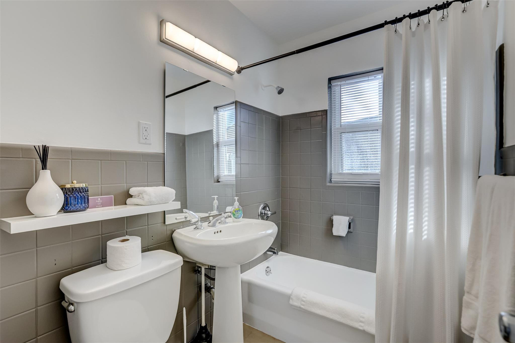 1005 Ne 17th Court - Photo 15