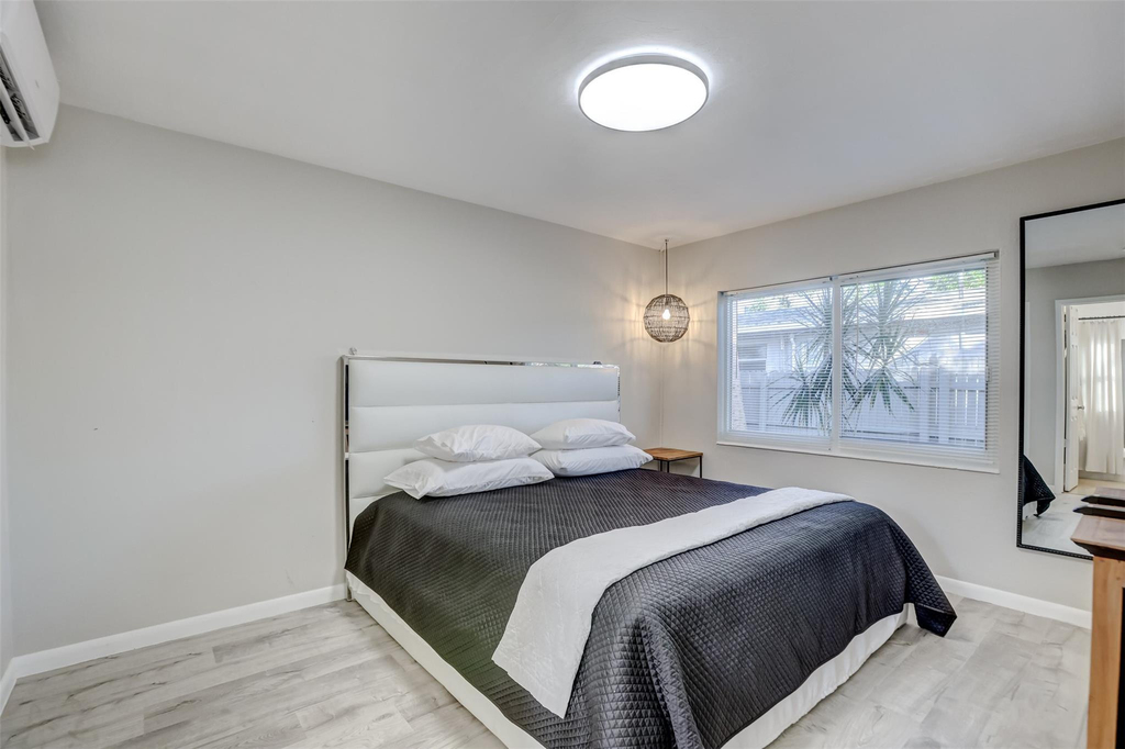 1005 Ne 17th Court - Photo 10