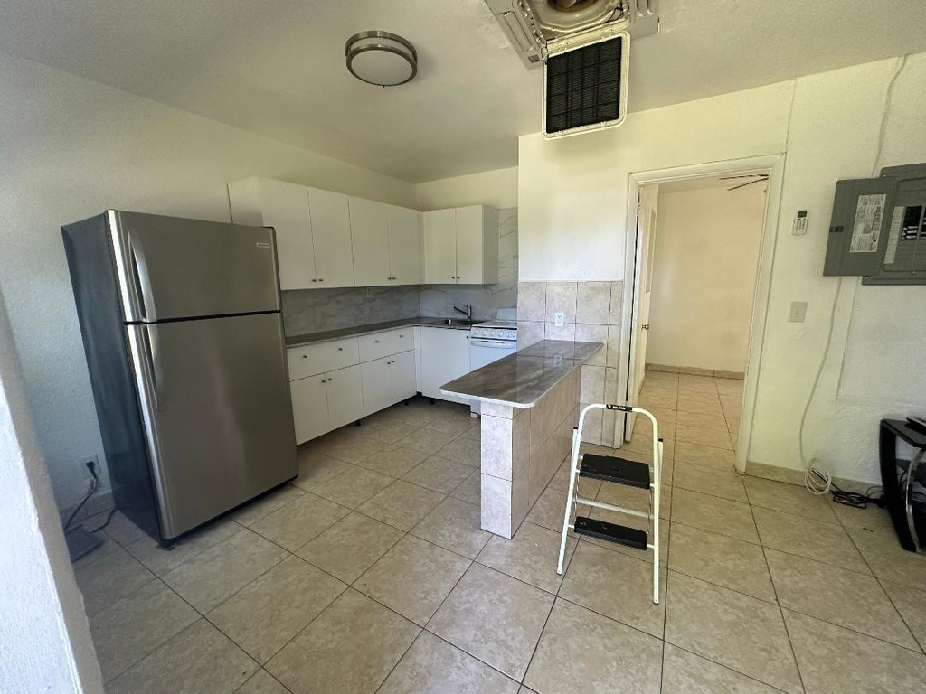 713 Ne 3rd Street - Photo 7