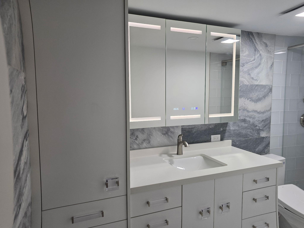 1035 Hillsboro Mile - Photo 3