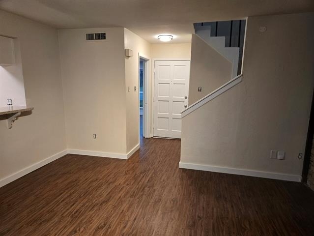 2015 Warnford Place - Photo 2