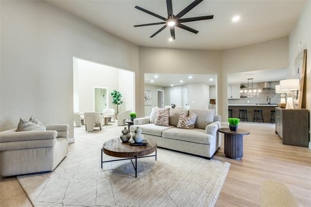 7212 Canongate Drive - Photo 3
